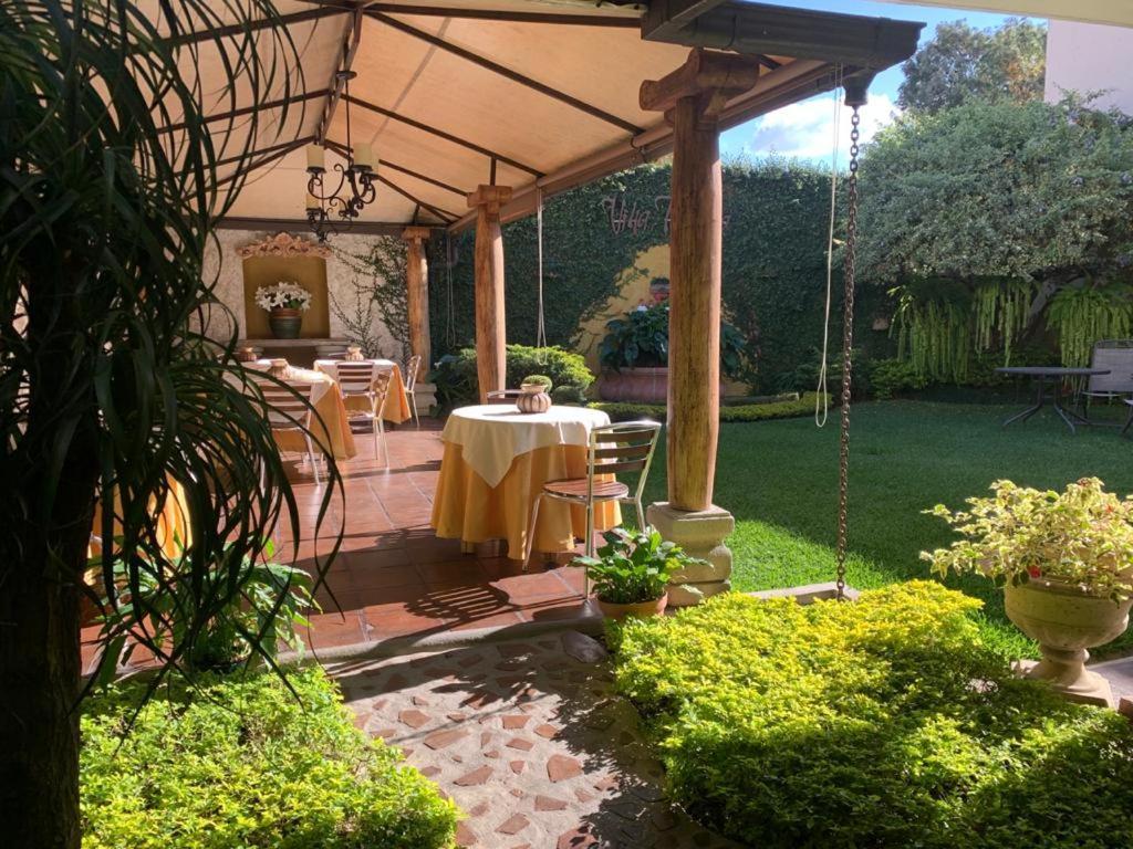 גואטמלה Hostal Villa Toscana מראה חיצוני תמונה