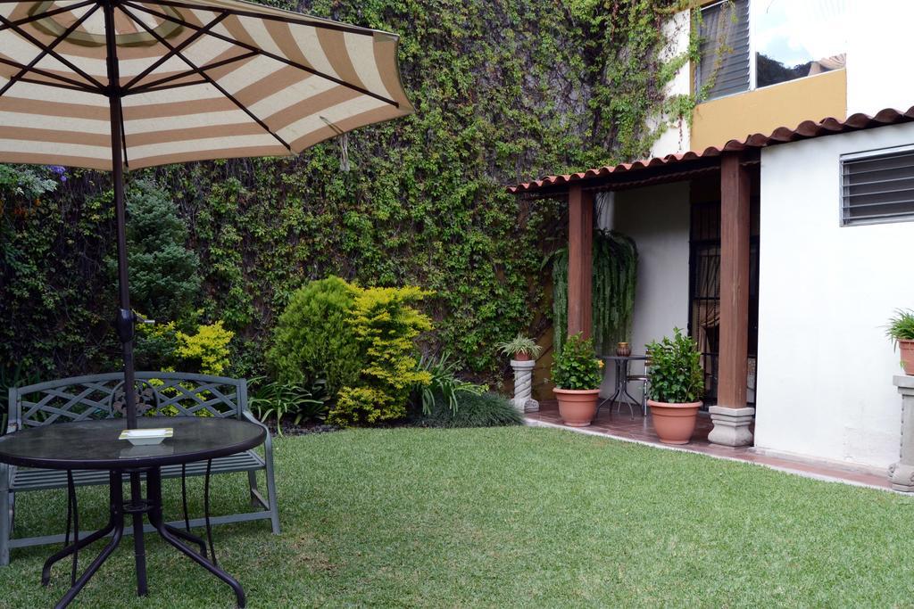 גואטמלה Hostal Villa Toscana מראה חיצוני תמונה