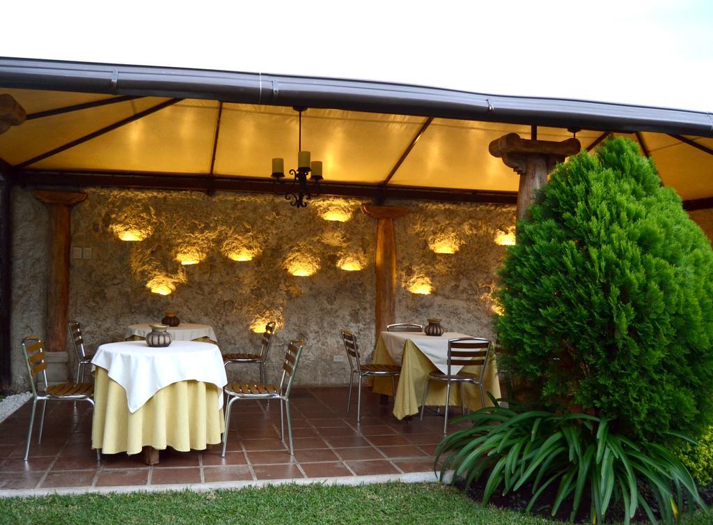 גואטמלה Hostal Villa Toscana מראה חיצוני תמונה